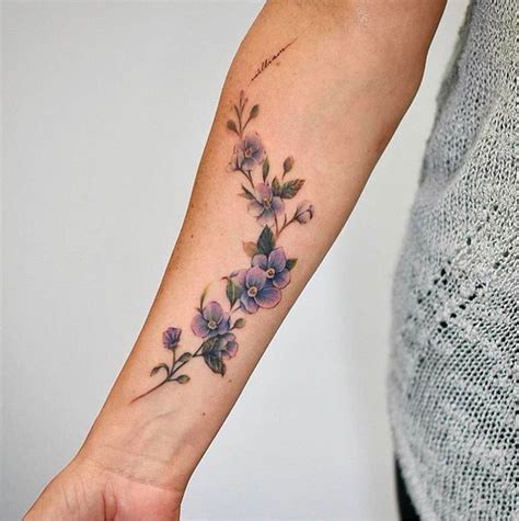 20 Beautiful Wrist Tattoo Ideas | Flower wrist tattoos, Vine tattoos, Cool small tattoos