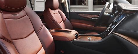 2020 Cadillac Escalade Interior | Rohrich Cadillac