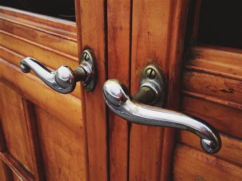 The Benefits of Stainless Steel Door Handles - StainlessDoorHardware.com