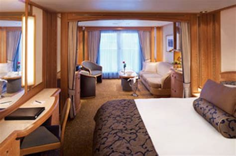 Star Breeze Cabins & Staterooms - Cruiseline.com