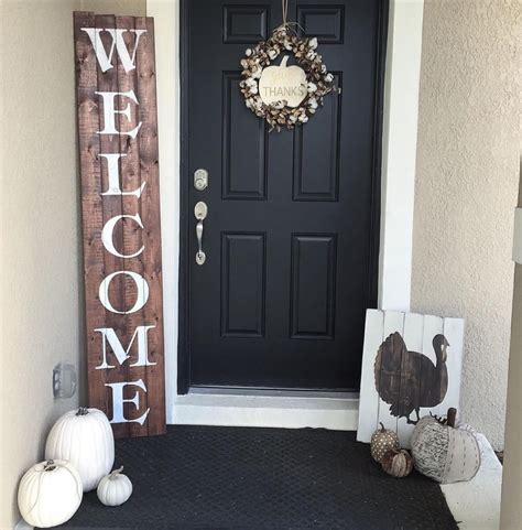 15 Amazing DIY Welcome Signs for Your Front Porch