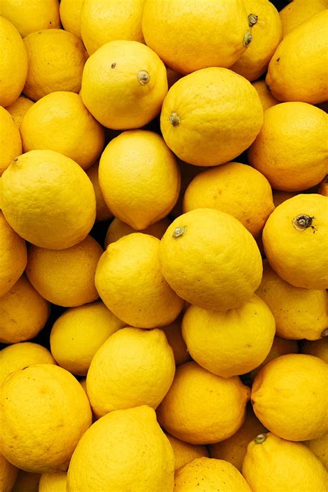 25 Yellow Fruits - The Ultimate List - My Vegan Minimalist