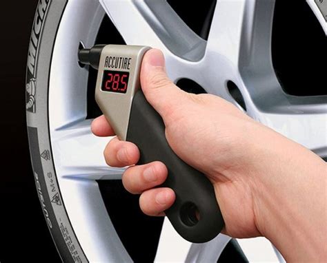 26 Brilliantly Convenient Gadgets To Keep In Your Car - 22 Words