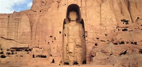 Smarthistory – Bamiyan Buddhas