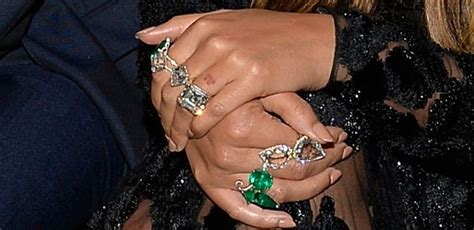 Beyonce Engagement Ring Upgrade: Beyonce New Engagement Ring From Jay Z | Glamour