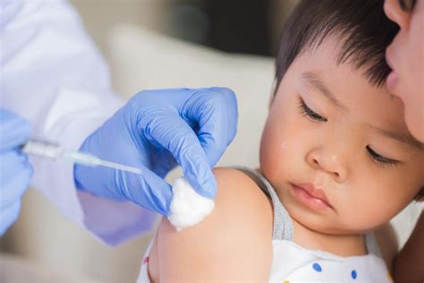 Including fathers in vaccination conversations lifts infant ...