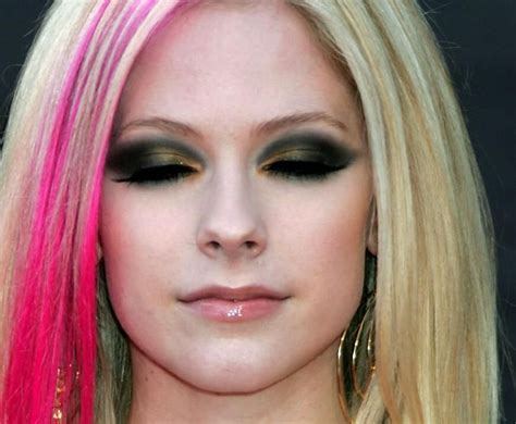 24+ Tips avril lavigne smokey eye Tutorial - ReiCam