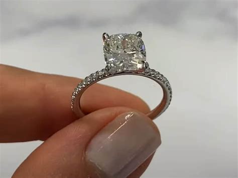 J Color Diamonds: Why They Could Still Be a Great Choice | LearningJewelry.com™