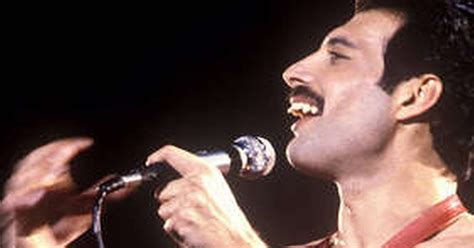 Michael Jackson and Freddie Mercury duets get release date - Daily Star