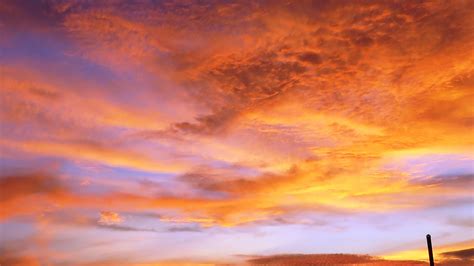 Download wallpaper 3840x2160 sky, sunset, clouds 4k uhd 16:9 hd background