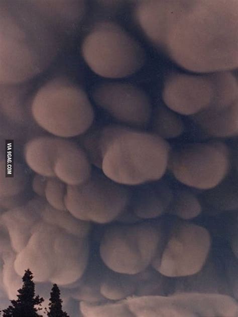 Them creepy clouds. - 9GAG