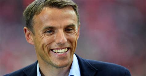 Phil Neville: Manchester United will beat Manchester City to the title ...