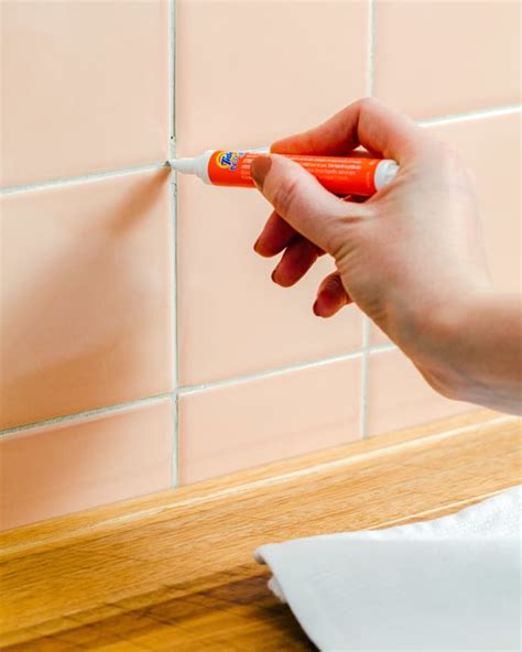 Best Way to Clean Tile Grout in the Kitchen | Apartment Therapy