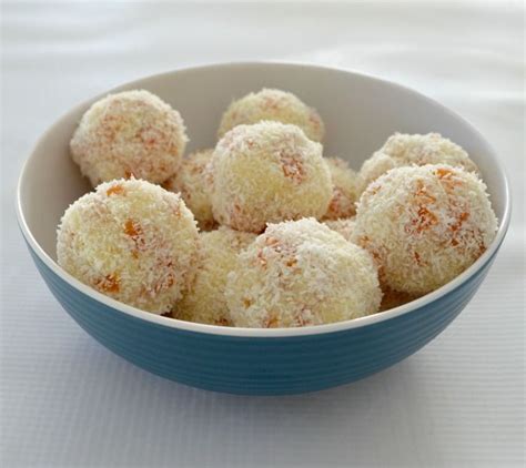 Three Ingredient Apricot and Coconut Balls | Recipe | Coconut recipes ...