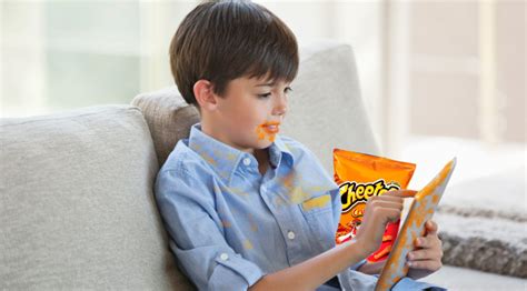 10 Year Old’s iPad Covered in Cheeto Dust - The Sack of Troy