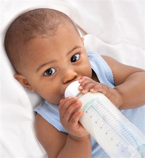 When Do Babies Hold Their Own Bottle?