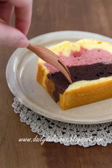 dailydelicious: For your sweet Valentine's No.2: Neapolitan Loaf