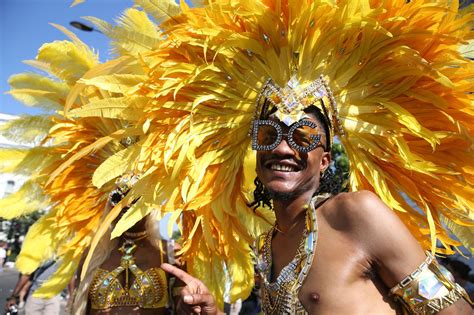 Notting Hill Carnival 2019: 11 stunning photos as revellers celebrate second day of London ...