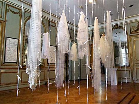 Susan Lenz – I Do and I Don’t Installation