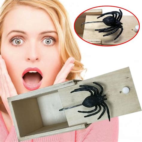 Spider Box Prank Buy Now :https://www.joopzy.com/?p=100278 If there’s ...