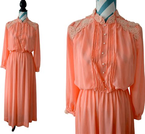 70’s Peach Long Sleeve Maxi Dress | Long sleeve maxi dress, Maxi dress, Peach color dress