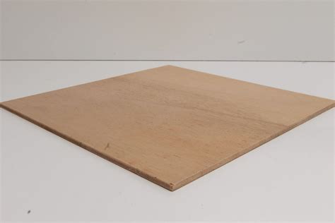 Marine Grade Plywood, For Furniture, Thickness: 12 mm at Rs 40/sq ft in Kochi