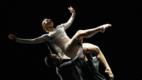 Scapino Ballet Rotterdam - Twools 17. Stortvloed van korte dansstukken ...