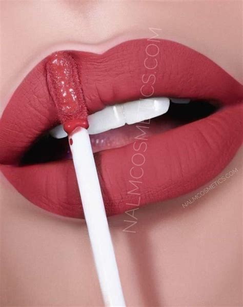 Rouge Matte Liquid Lipstick (med bilder)