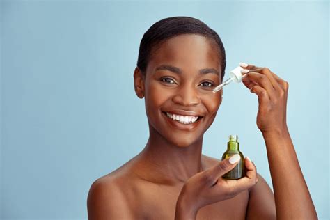 Benefits of Jojoba Oil For Younger Looking Skin - Skin Tight Naturals