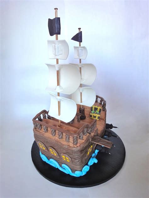 Pirate Ship Cake - CakeCentral.com