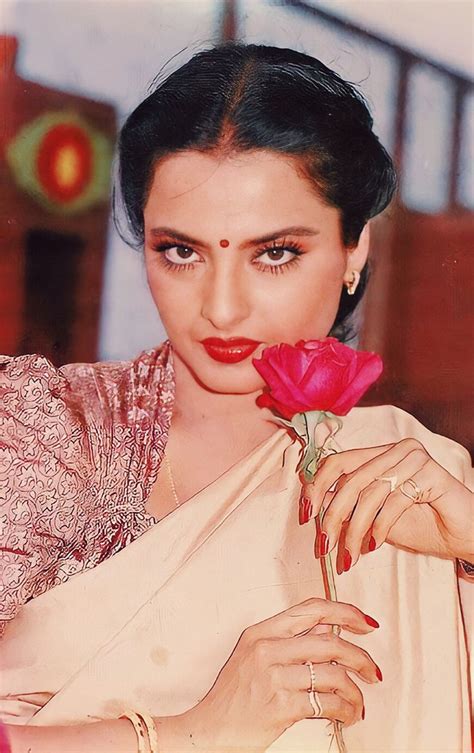 Pin by Ciara EM on Rekha Ganesan | Rekha actress, Most beautiful indian ...