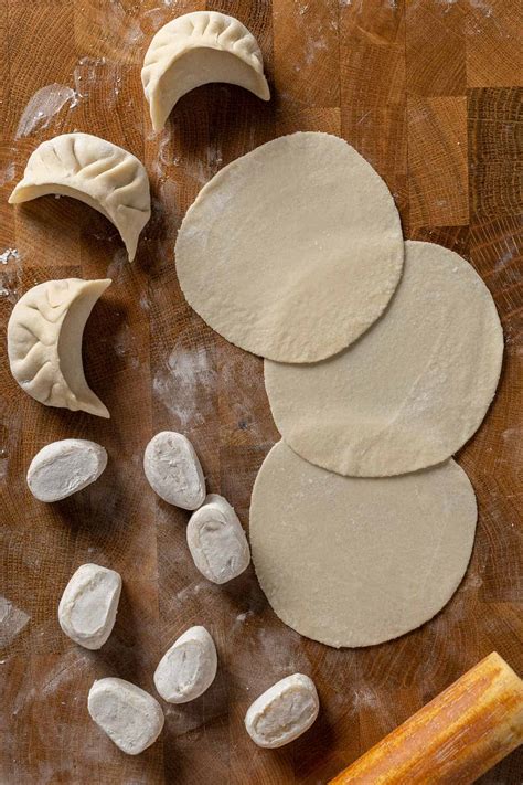 How To Make Potsticker and Gyoza Wrapper - El Mundo Eats