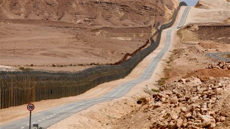 Israel reopens border crossing with Egypt for first time since pandemic