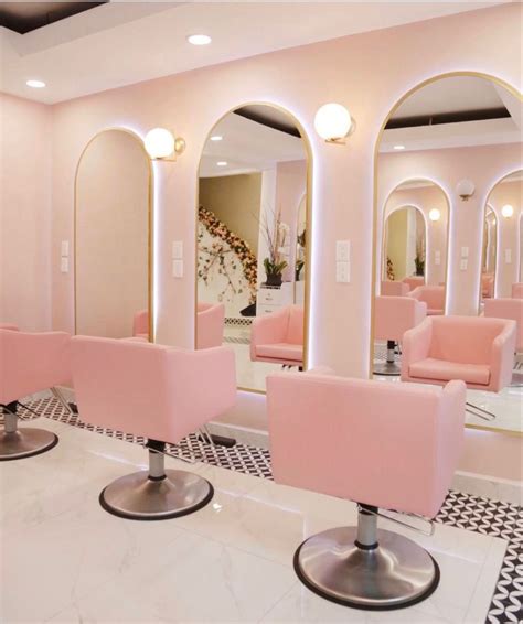 Salón de belleza | Salon interior design, Hair salon interior, Beauty salon decor