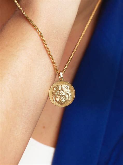 14K Solid Gold Lion Head Necklace, Gold Disc Lion King Pendant, Wild Lion Jewelry, African Lion ...