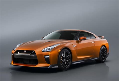 Nissan GT-R R35 570PS specs, 0-60, quarter mile, lap times - FastestLaps.com