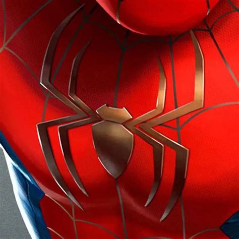 Only just now noticing: Holland’s final suit in NWH has a gold spider symbol : r/marvelstudios