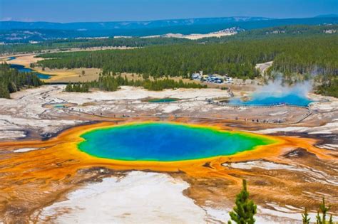 Welcome to Yellowstone National Park