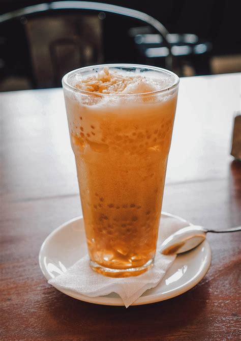 Filipino Drinks: 20 Local Beverages to Try in the Philippines