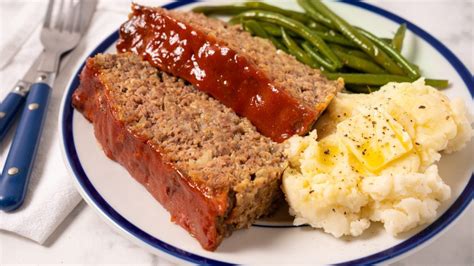 Spicy Meatloaf Recipe! (If You Like Your Meat Hot)