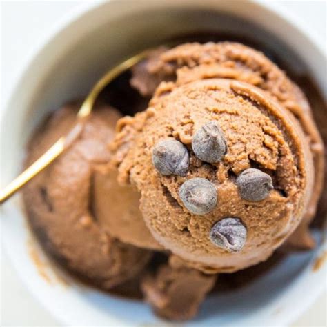 CHOCOLATE BANANA ICE CREAM - All Recipes Club