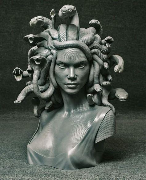 Pin de John Gkialpis em Bust. fig /4 | Medusa mitologia grega ...