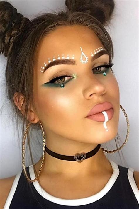 Festival Look Hottest festival makeup Festival Makeup Makeup ideas | Festival makeup glitter ...