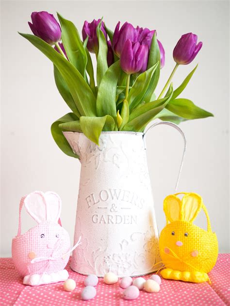 Free Images : petal, tulip, vase, pink, flowerpot, floristry, flowering plant, flower bouquet ...