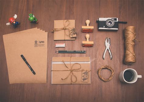 Gambar : meja tulis, pensil, kopi, kayu, kamera, fotografi, jumlah, pena, cangkir, surat ...