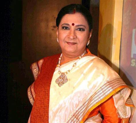 Bharati Achrekar Age, Biography, Wiki, Husband, Family, Address ...