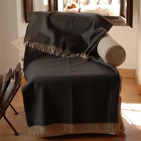 Dark Grey Sofa Throw Blanket | Merino Wool | GRAZALEMA