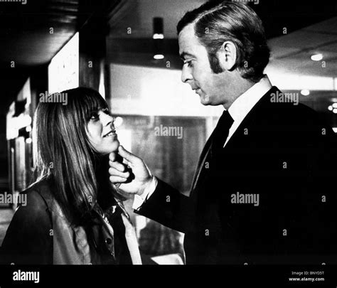 PETRA MARKHAM, MICHAEL CAINE, GET CARTER, 1971 Stock Photo: 30721204 - Alamy