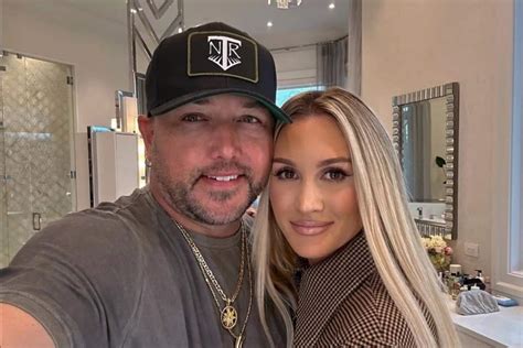 Jason Aldean Says Wife Brittany Aldean Makes Him "The Happiest Dude In ...