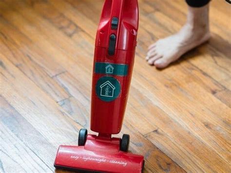 Vacuum Cleaner Buying Guide- What to Look For - Tidying Mama